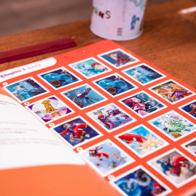 Mon cahier de gommettes Les Alphas – Maternelle GS 🎨 | 1500 gommettes pour apprendre en s’amusant