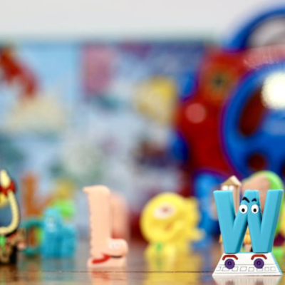 Figurines Les Alphas | Coffret 28 lettres pour apprendre à lire dès 4 ans
