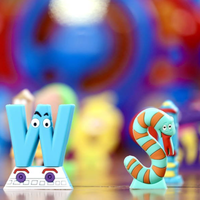 Figurines Les Alphas | Coffret 28 lettres pour apprendre à lire dès 4 ans