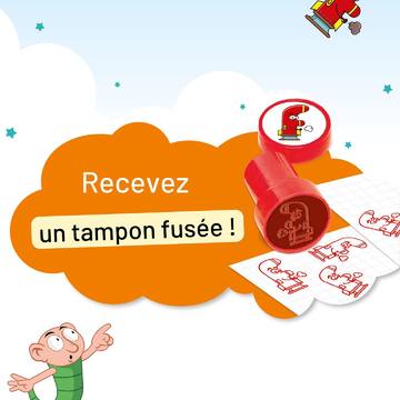 En ce moment, sur notre site et en points de vente participants, pour une référence LES ALPHAS achetée, recevez en 🎁 un tampon à l’effigie de notre emblématique Alpha fusée 🚀 
Parfait pour décorer ses cahiers, ses dessins, ses coloriages…

Pssst… Ça fonctionne aussi sur nos références soldées 😉 À tout de suite sur notre site !